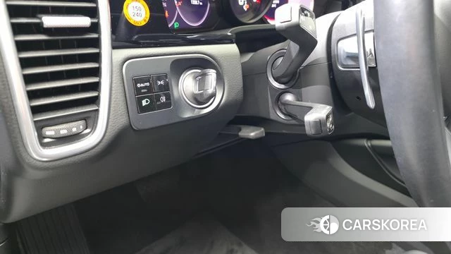 Porsche Cayenne (PO536) 2021 Черный из Кореи, фото 6