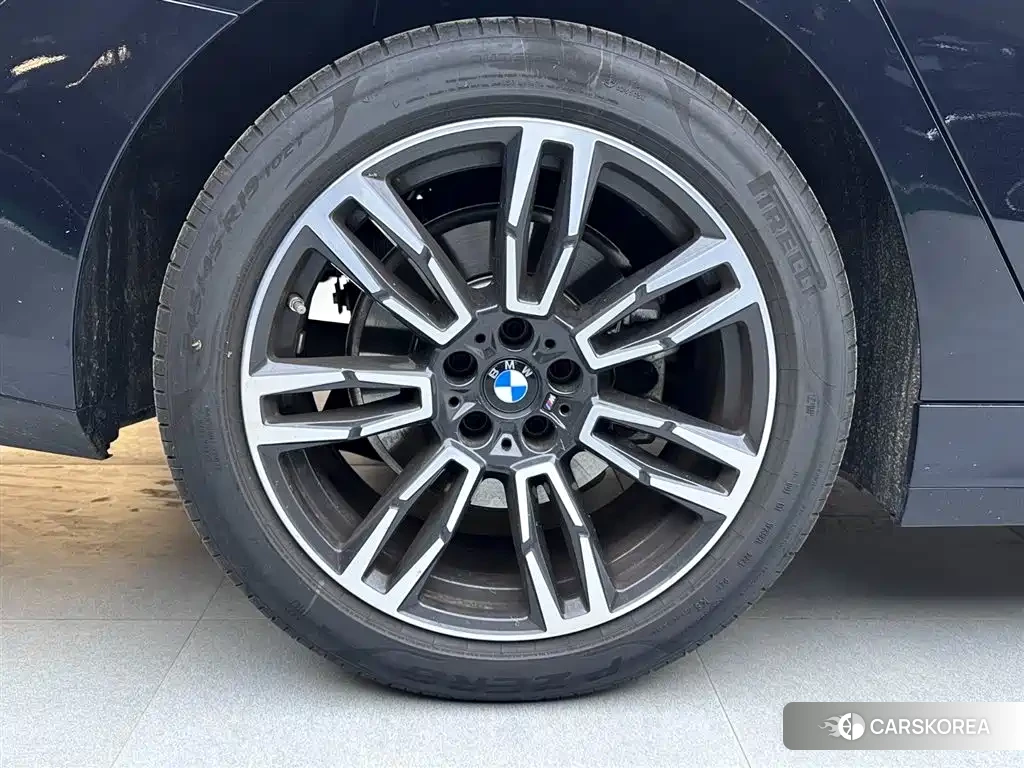 BMW 5 series 2026 Черный из Китая, фото 6