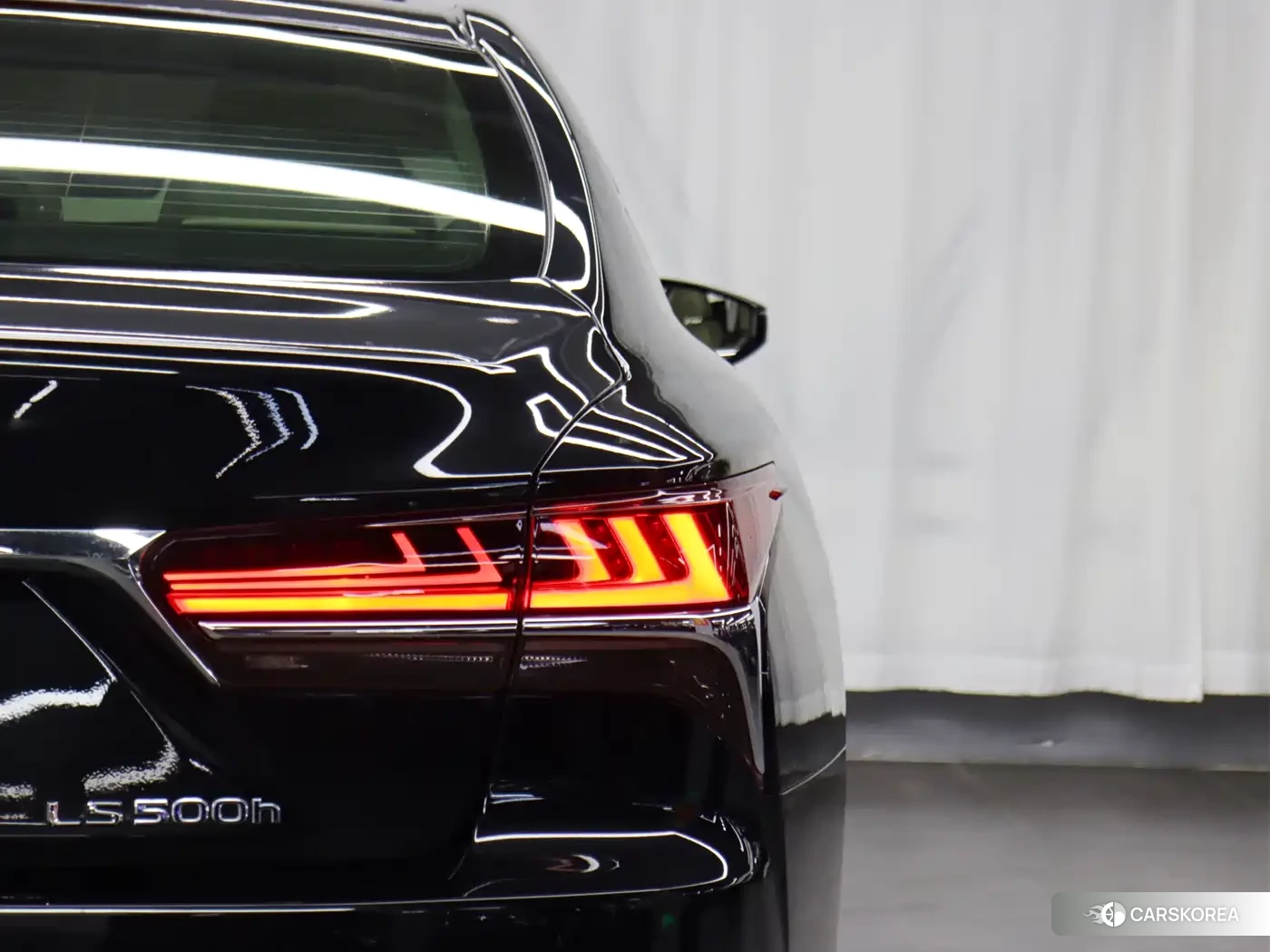 Lexus LS 2018 Черный из Китая, фото 6