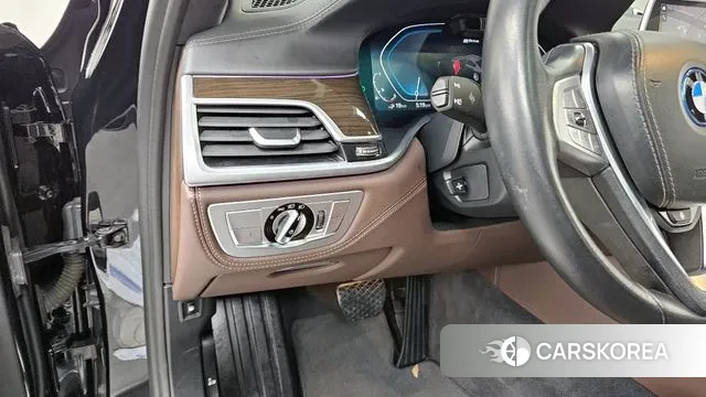 BMW 7 Series (G11) 2022 Черный из Кореи, фото 6