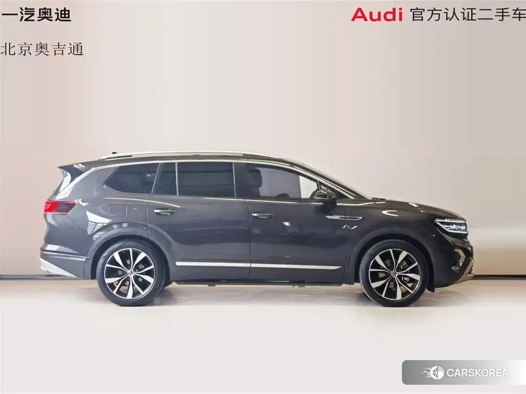 Volkswagen Talagon 2023 Черный из Китая, фото 6