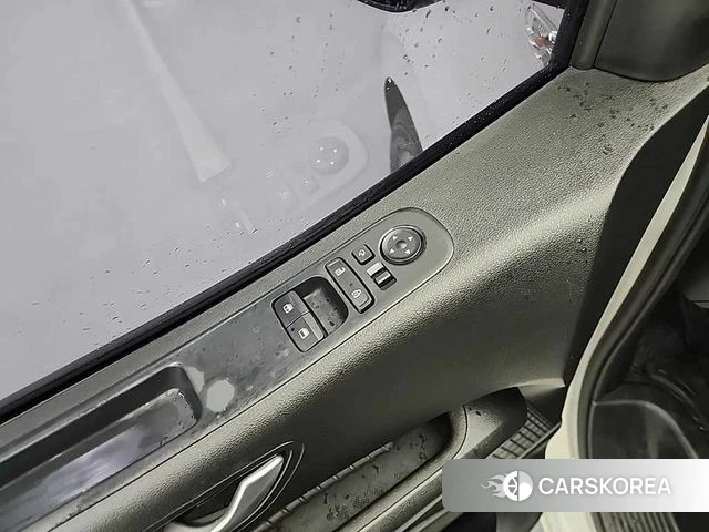 Hyundai Staria 2022 Белый из Кореи, фото 6