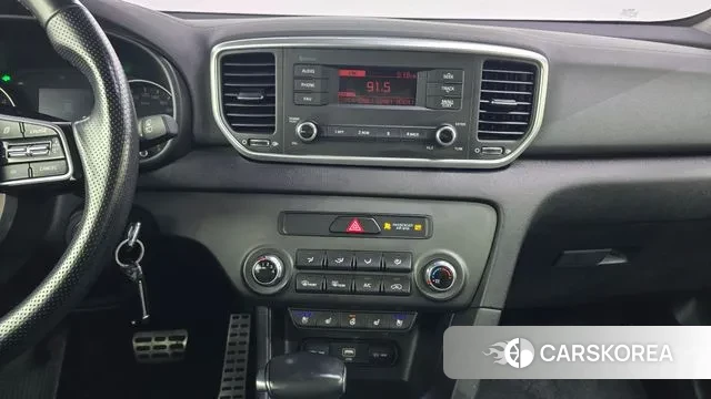 Kia Sportage The Bold 2018 Белый из Кореи, фото 6