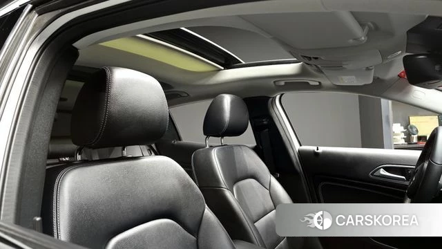 Mercedes-Benz GLA-Class X156 2018 Белый из Кореи, фото 6