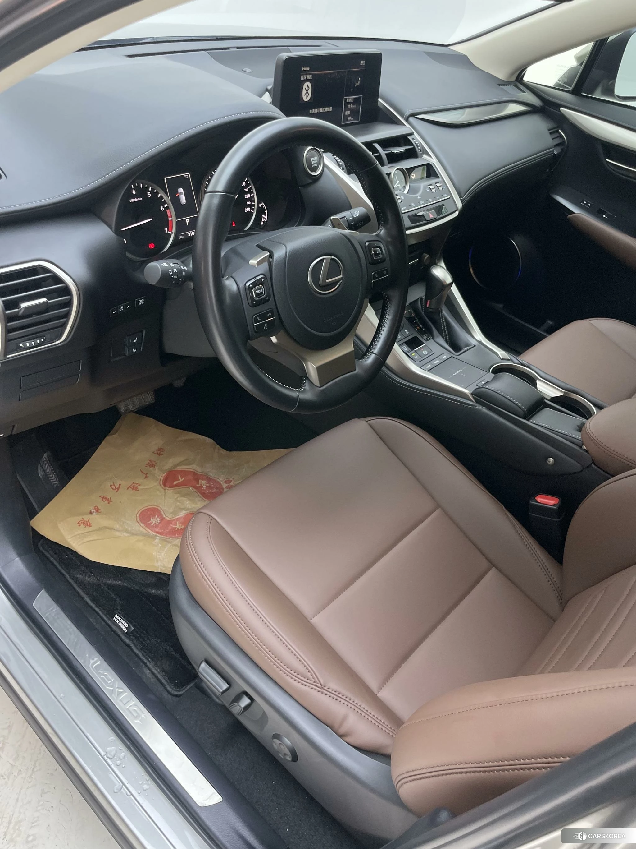 Lexus NX 2019 Серебристо-серый из Китая, фото 6