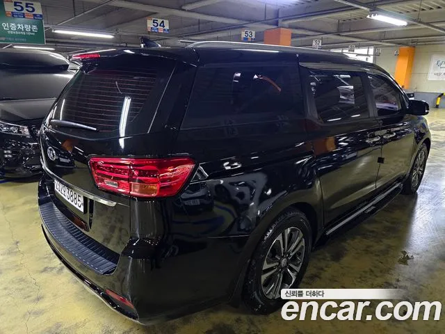 Kia The New Carnival id 2707051 из Кореи 6