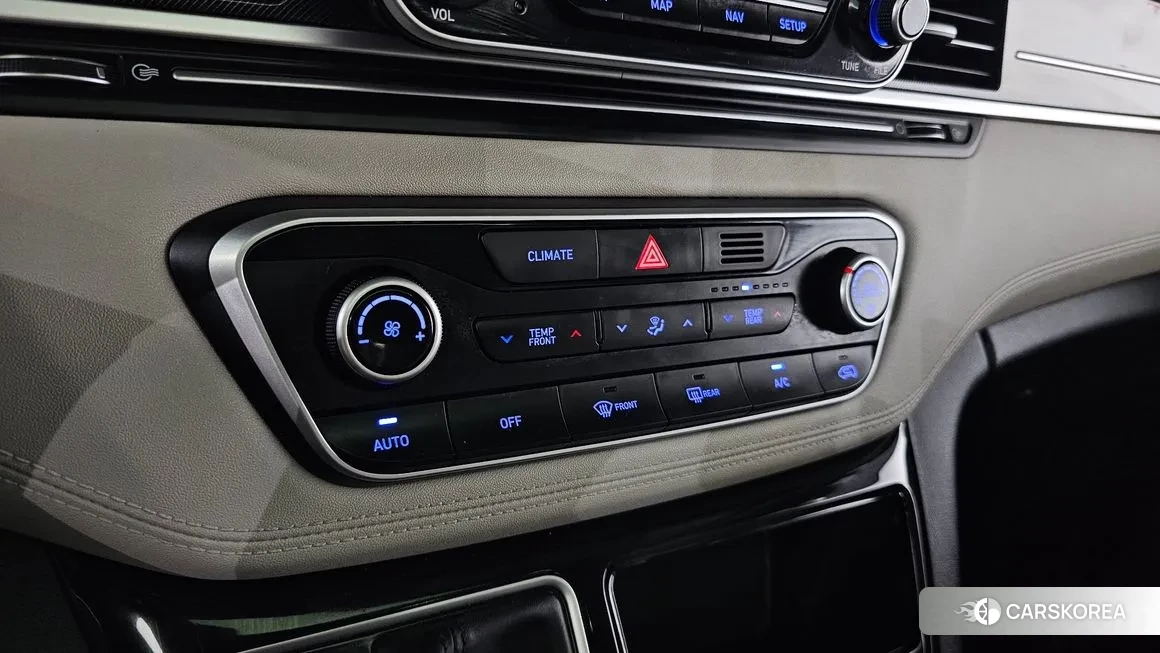 Hyundai The New Grand Starex 2018 Черный из Кореи, фото 6