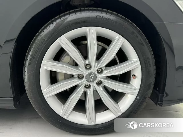 Audi A6L 2021 Черный из Китая, фото 6