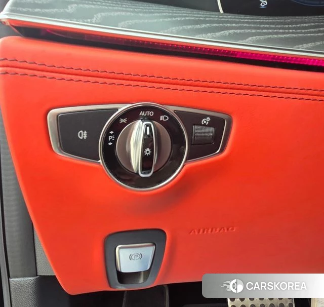 Mercedes-Benz AMG GT 2023 Черный из Кореи, фото 6