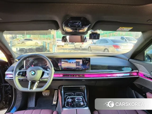 BMW 7 Series (G70) 2025 Черный из Кореи, фото 6