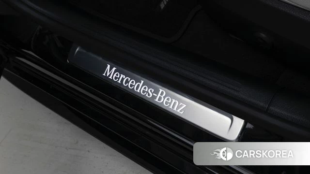 Mercedes-Benz C-Class W206 2025 Черный из Кореи, фото 6