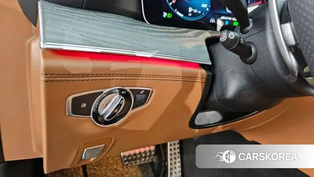 Mercedes-Benz AMG GT 2023 Черный из Кореи, фото 6