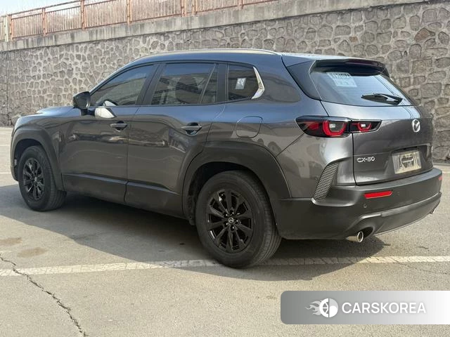 Mazda CX-50 line also 2024 Темно-серый из Китая, фото 6