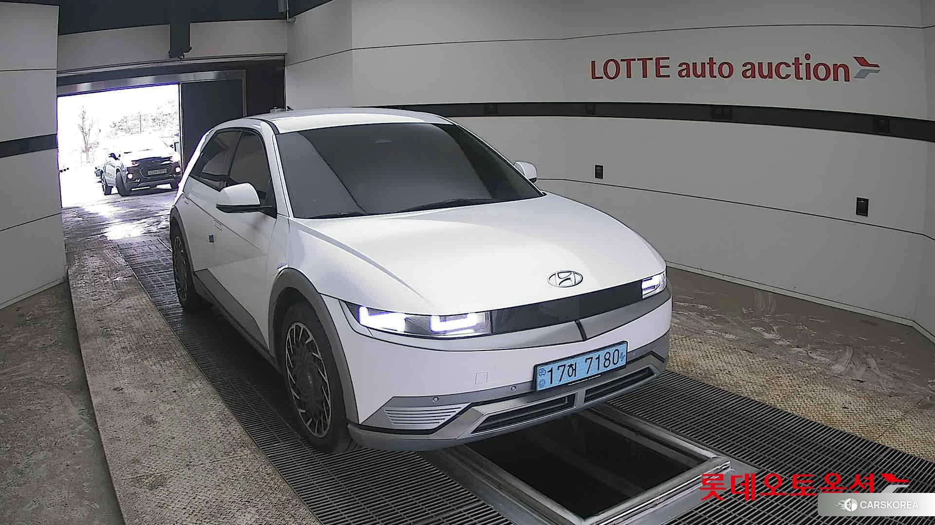 Hyundai IONIQ 5 2022 Atlas White из Кореи, фото 6