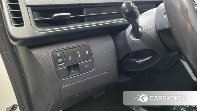 Hyundai Staria 2021 Белый из Кореи, фото 6