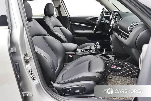 Mini Cooper Clubman 2023 Серебристо-серый из Кореи, фото 6