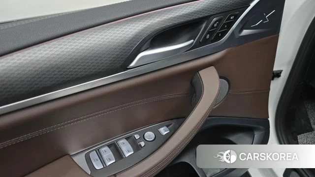BMW X4 (G02) 2025 Белый из Кореи, фото 6