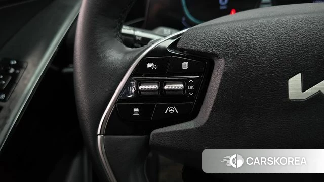 Kia Di Ol Nu Niro 2022 Белый из Кореи, фото 6
