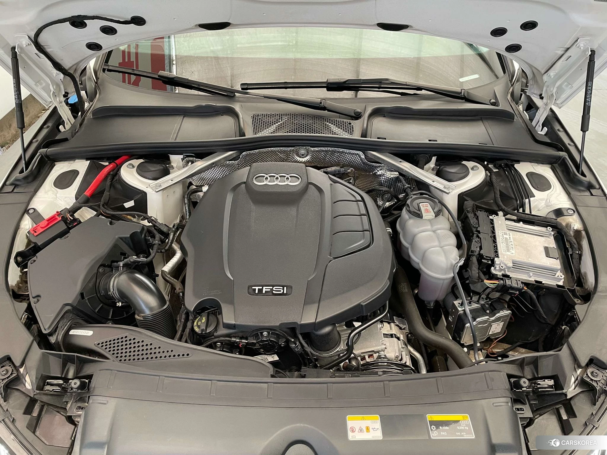 Audi A4L 2021 Белый из Китая, фото 6