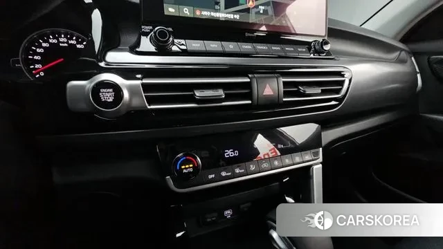 Kia Seltos 2022 Белый из Кореи, фото 6