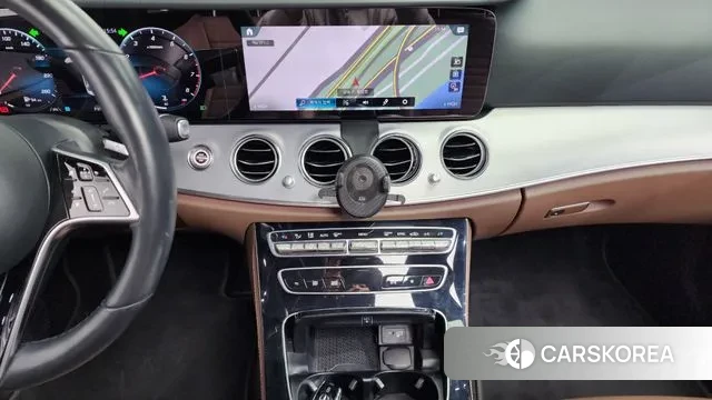 Mercedes-Benz E-Class W213 2021 Белый из Кореи, фото 6