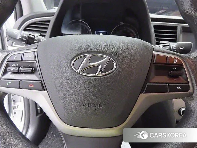 Hyundai Avante AD 2018 Белый из Кореи, фото 6