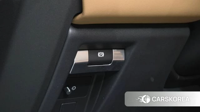 Land Rover Defender (L663) 2026 Черный из Кореи, фото 6