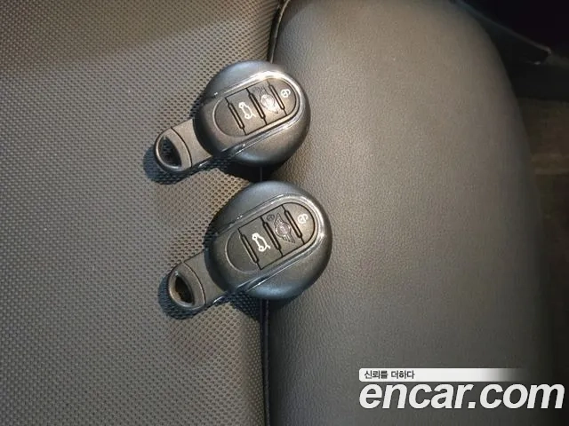 Mini Cooper 2022 Черный из Кореи, фото 6