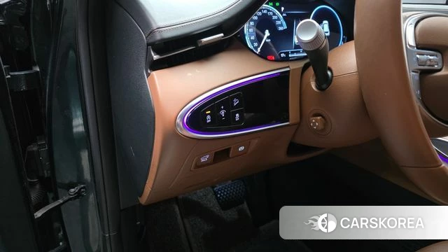 Genesis GV70 2021 Зеленый из Кореи, фото 6