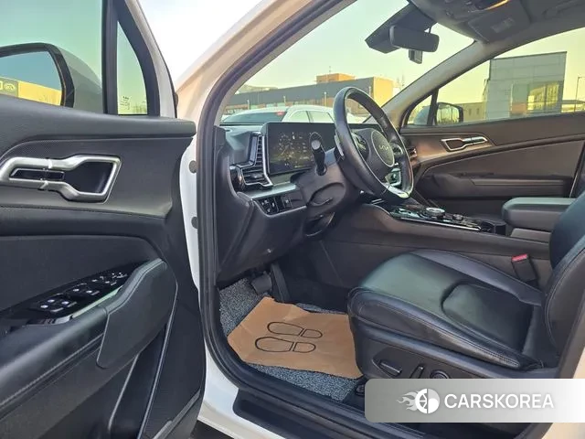 Kia Sportage 5th Generation 2022 Белый из Кореи, фото 6