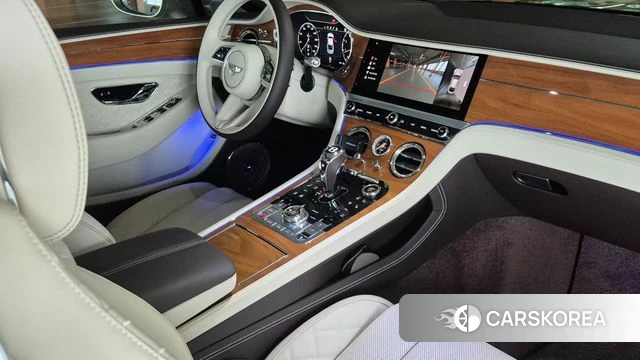 Bentley Continental GT 3rd Generation 2023 Золотой из Кореи, фото 6