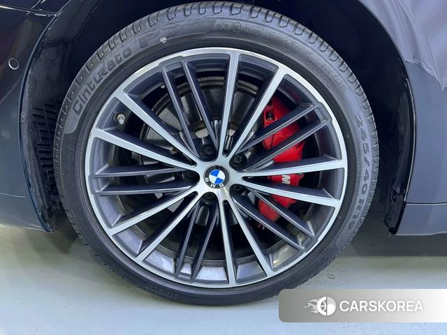 BMW 5 series 2022 Черный из Китая, фото 6