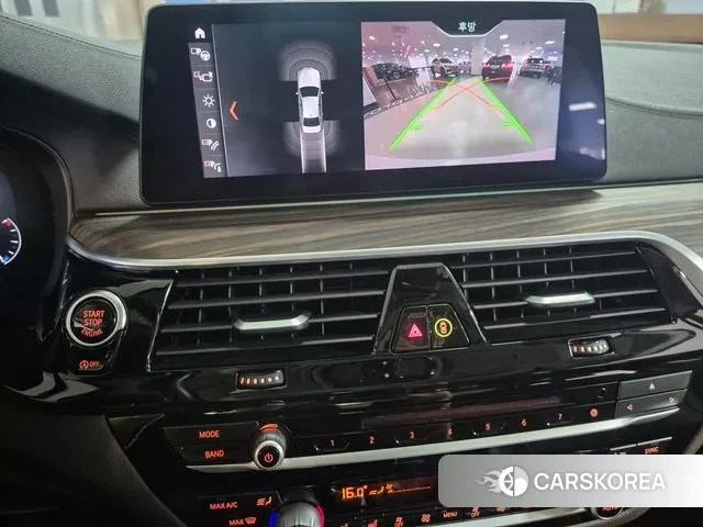 BMW 5 Series (G30) 2019 Белый из Кореи, фото 6