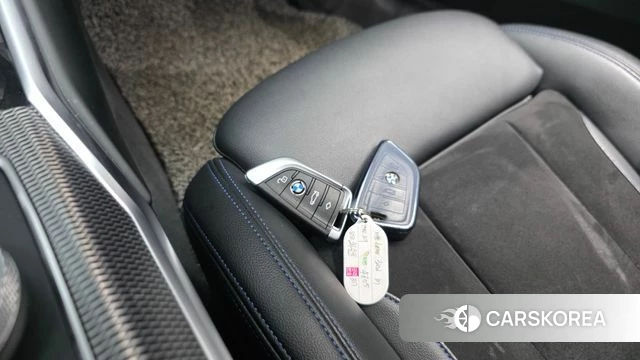 BMW 3 Series (G20) 2019 Белый из Кореи, фото 6