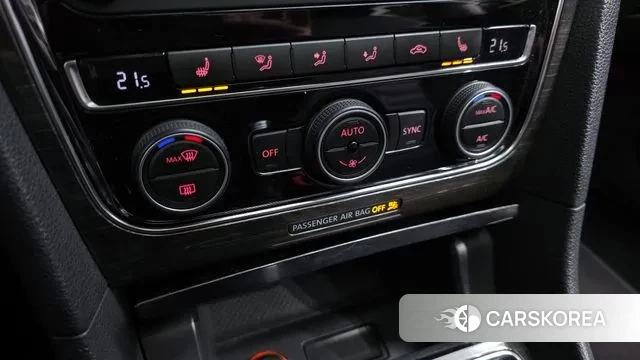 Volkswagen The New Passat 2018 Черный из Кореи, фото 6