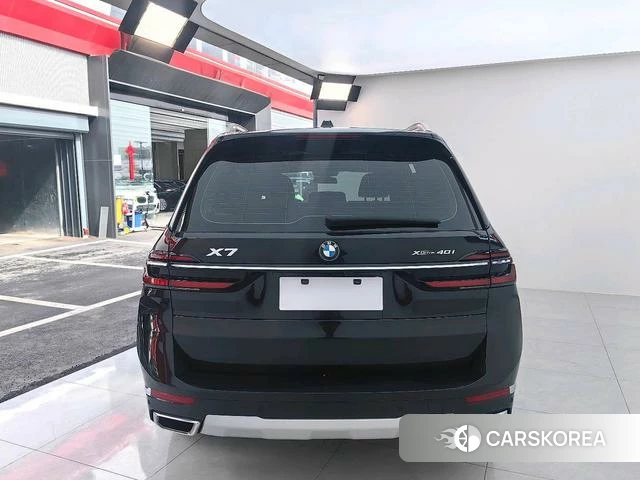 BMW X7 2024 Черный из Китая, фото 6