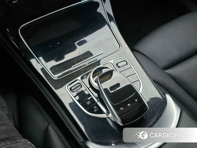 Mercedes-Benz GLC-Class X253 2019 Белый из Кореи, фото 6