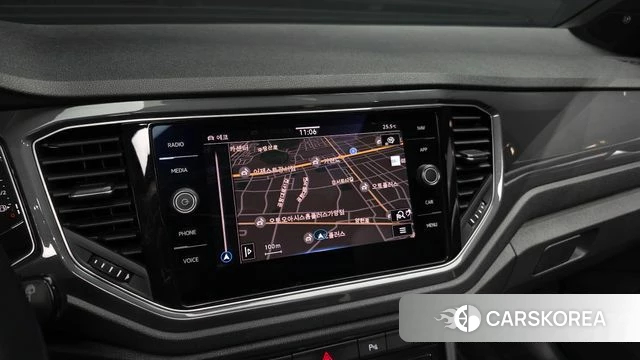 Volkswagen T-Roc 2022 Белый из Кореи, фото 6