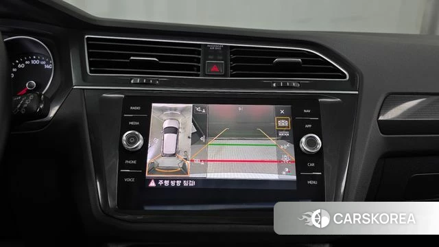 Volkswagen Tiguan second Generation 2018 Белый из Кореи, фото 6