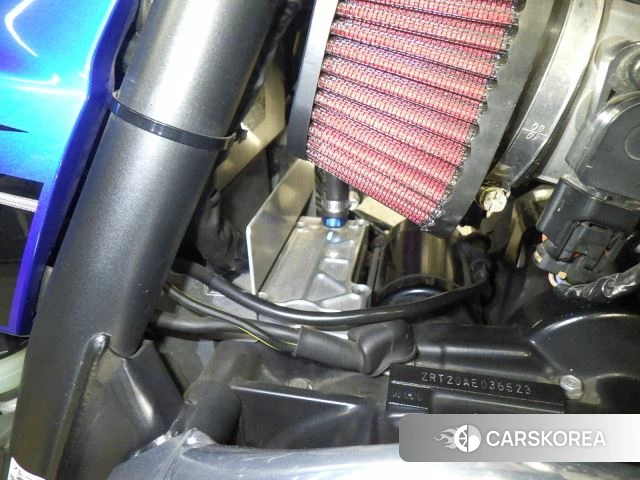 Проданный Kawasaki ZRX 1200 2011 из Японии