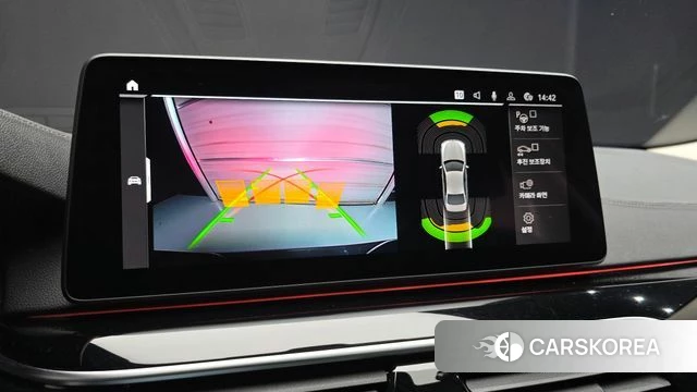 BMW 5 Series (G30) 2022 Черный из Кореи, фото 6
