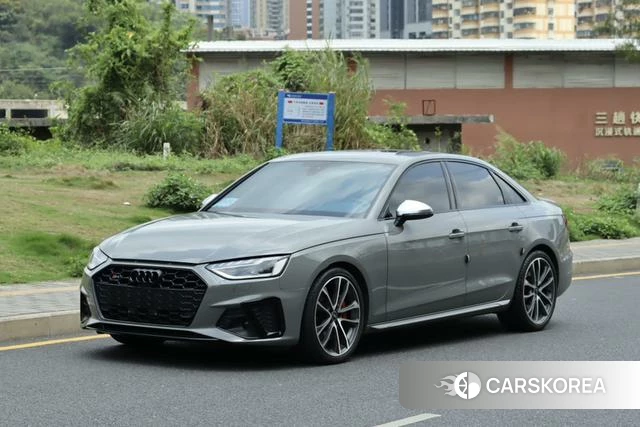 Audi S4 2022 Темно-серый из Китая, фото 6