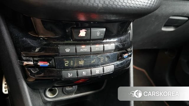 Peugeot 2008 2018 Белый из Кореи, фото 6