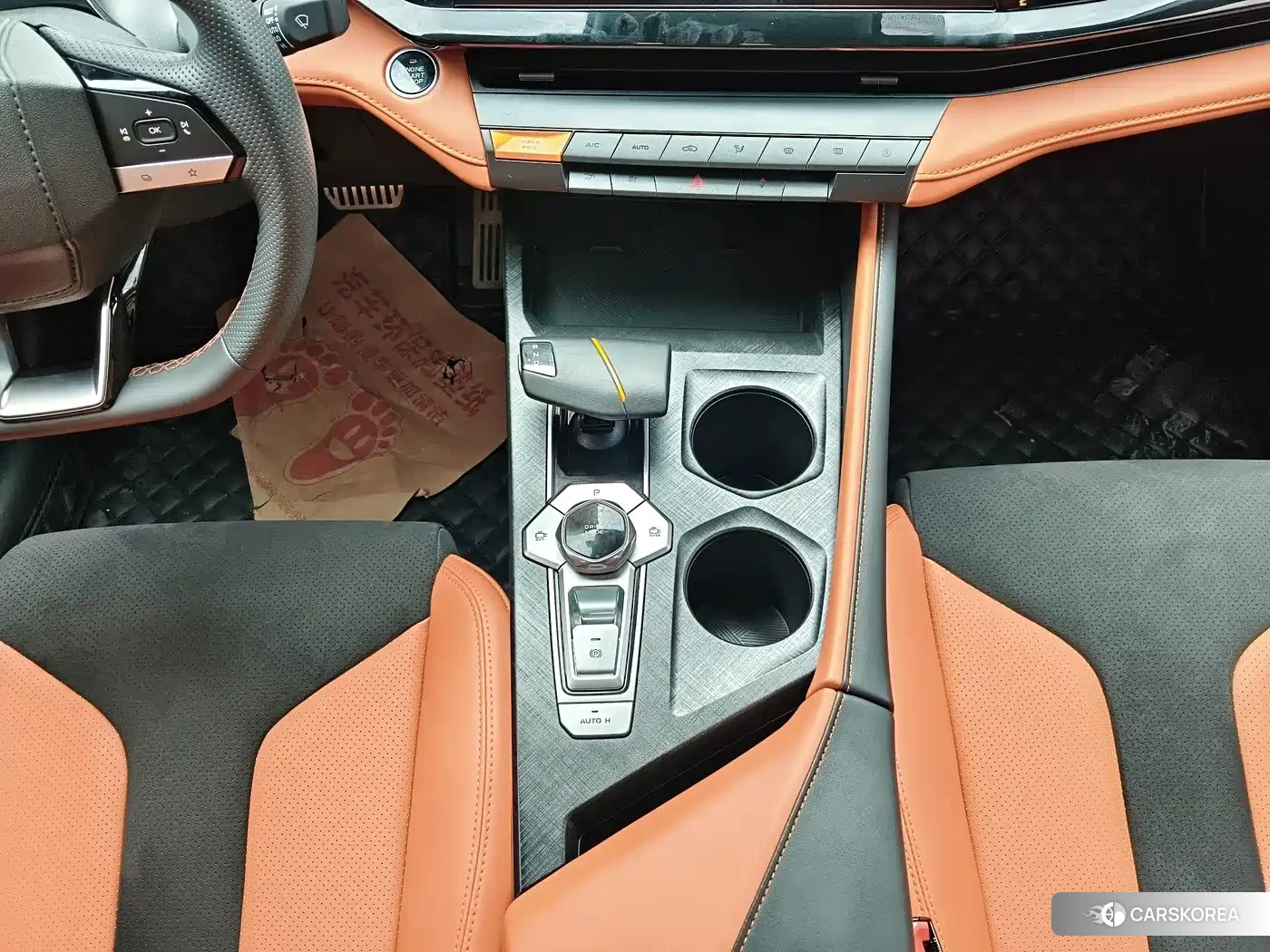 Chang'an UNI-V 2023 Silver/gray из Китая, фото 6