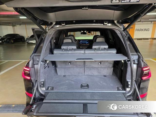 BMW X7 (G07) 2025 Черный из Кореи, фото 6