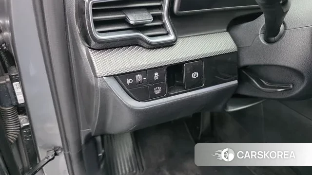 Kia Sportage 5th Generation Hybrid 2024 Серебряный из Кореи, фото 6