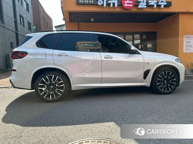 BMW X5 (G05) 2025 Белый из Кореи, фото 6
