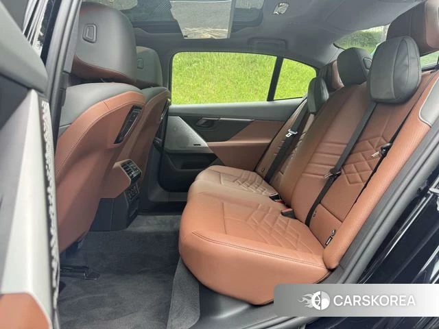 BMW i5 2025 Синий из Китая, фото 6