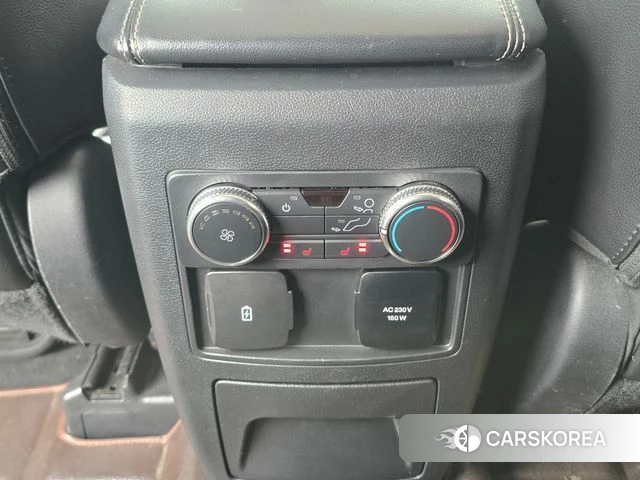 Ford Explorer 6th Generation 2022 Черный из Кореи, фото 6