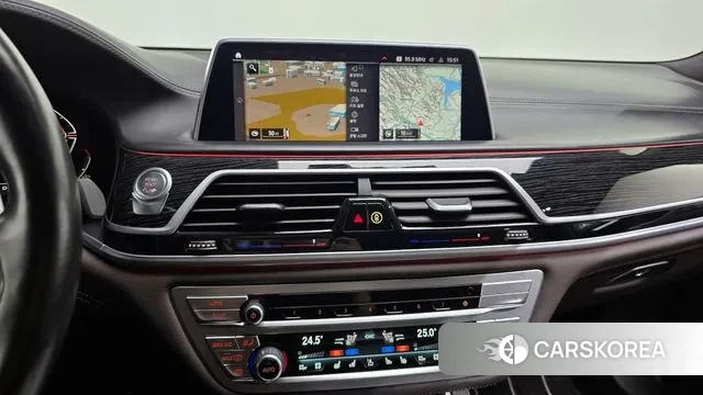 BMW 7 Series (G11) 2020 Черный из Кореи, фото 6